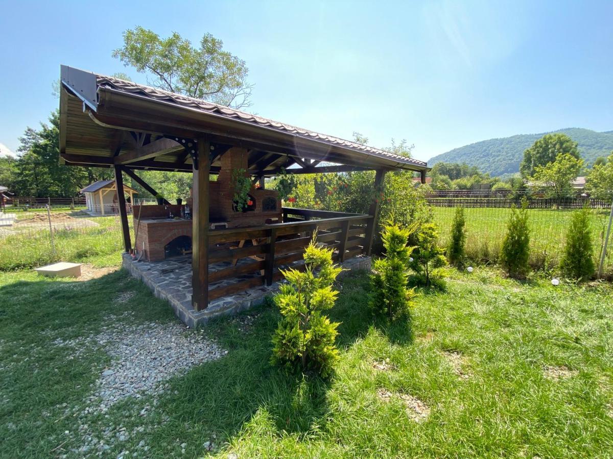 Casuta Vulpitei Villa เปรเดรุส ภายนอก รูปภาพ